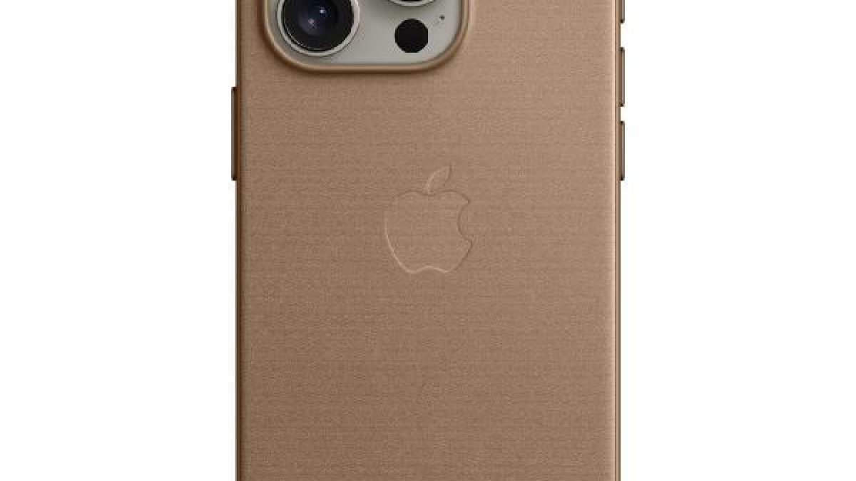 Купить Чехол Apple iPhone 15 Pro FineWoven Case with MagSafe