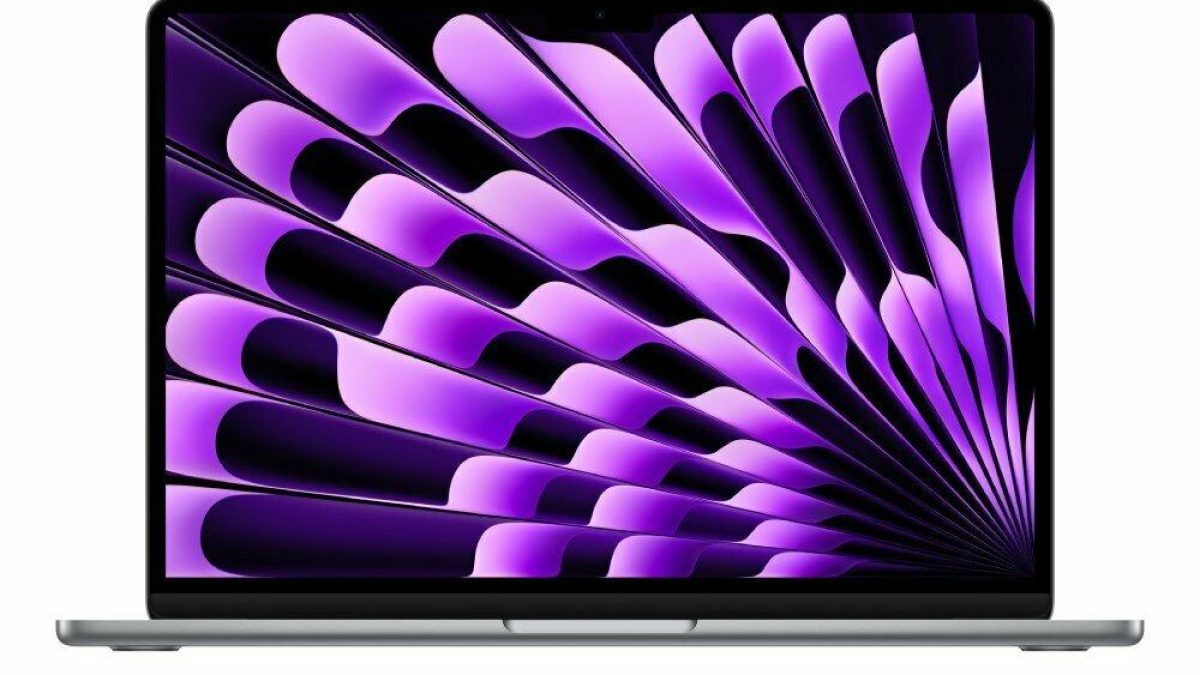 Купить Apple MacBook Air 13 2024 M3 8/256ГБ (Space Gray) в